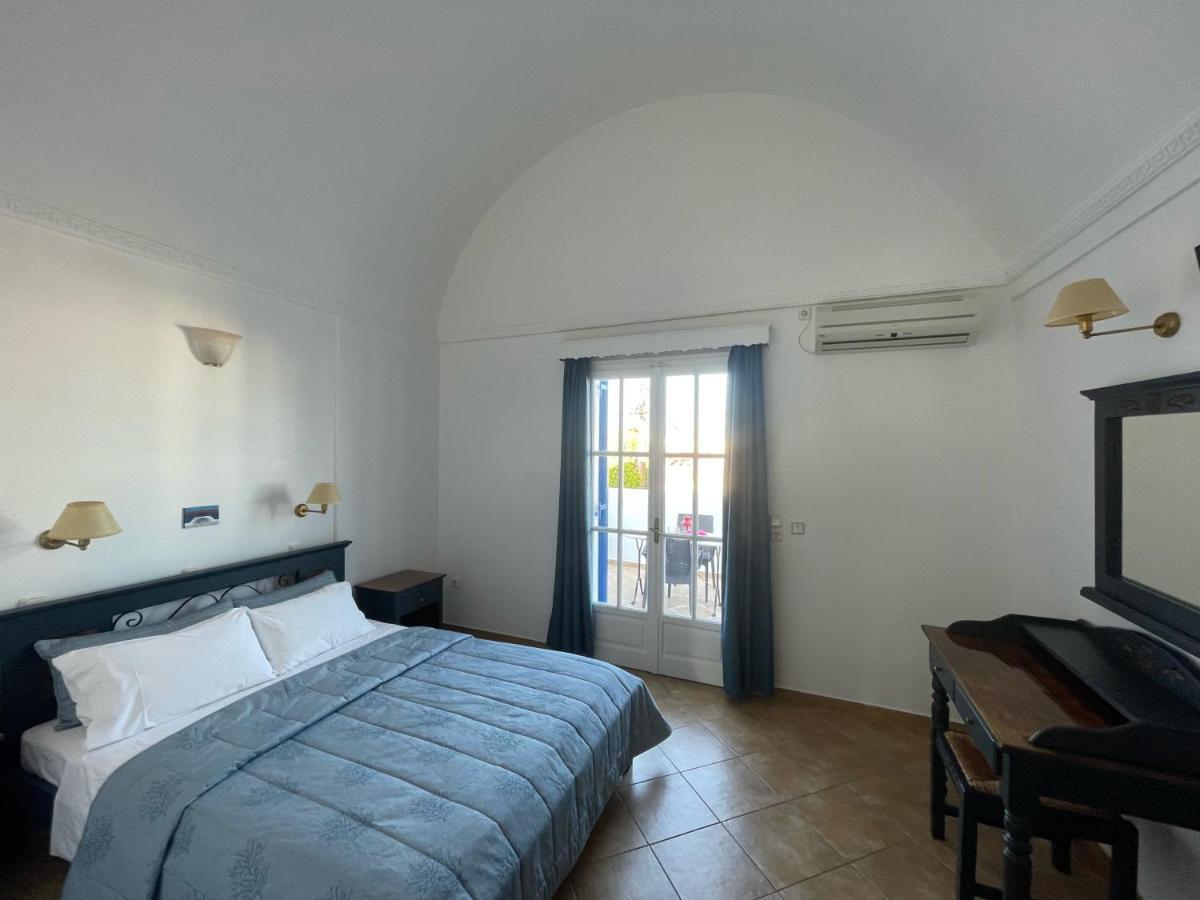 Leonidas Apartments Kamári Eksteriør billede